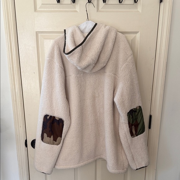 The North Face Sherpa Pullover - Picture 5 of 5